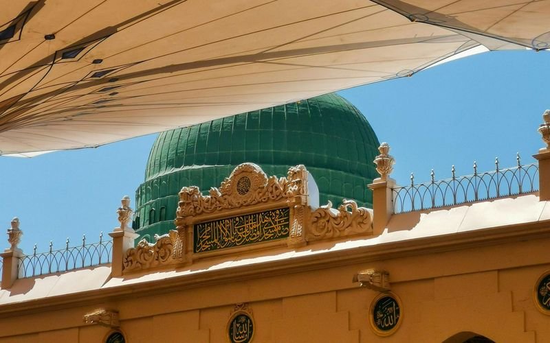 April Umrah packages 2027 — Sky Companion